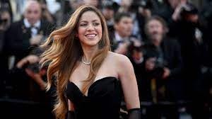 Shakira a Piqué: «perdón si te sal-pique», «tanto que te las dabas de campeón y cuando te necesitaba diste tu peor versión»
