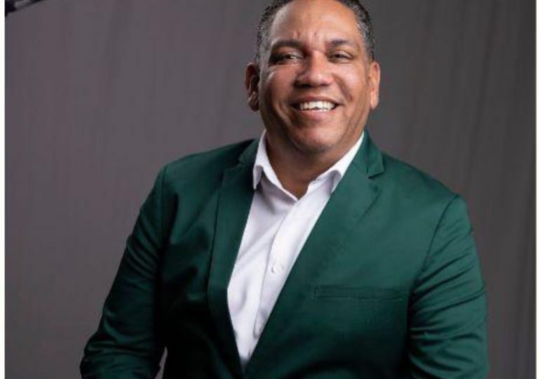 ¡Cambio de bando o transfuguismo político!: Edward Rodríguez deja Fuerza del Pueblo por Justicia Social